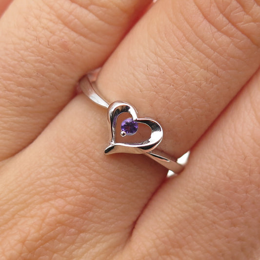 925 Sterling Silver Round-Cut Purple C Z Heart Ring Size 6.5