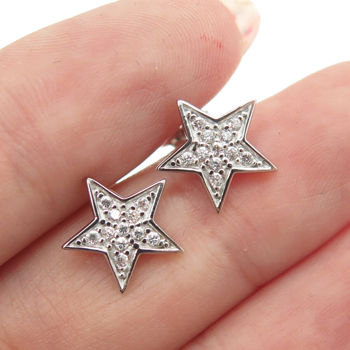 925 Sterling Silver Round-Cut Shaped C Z Star Stud Earrings