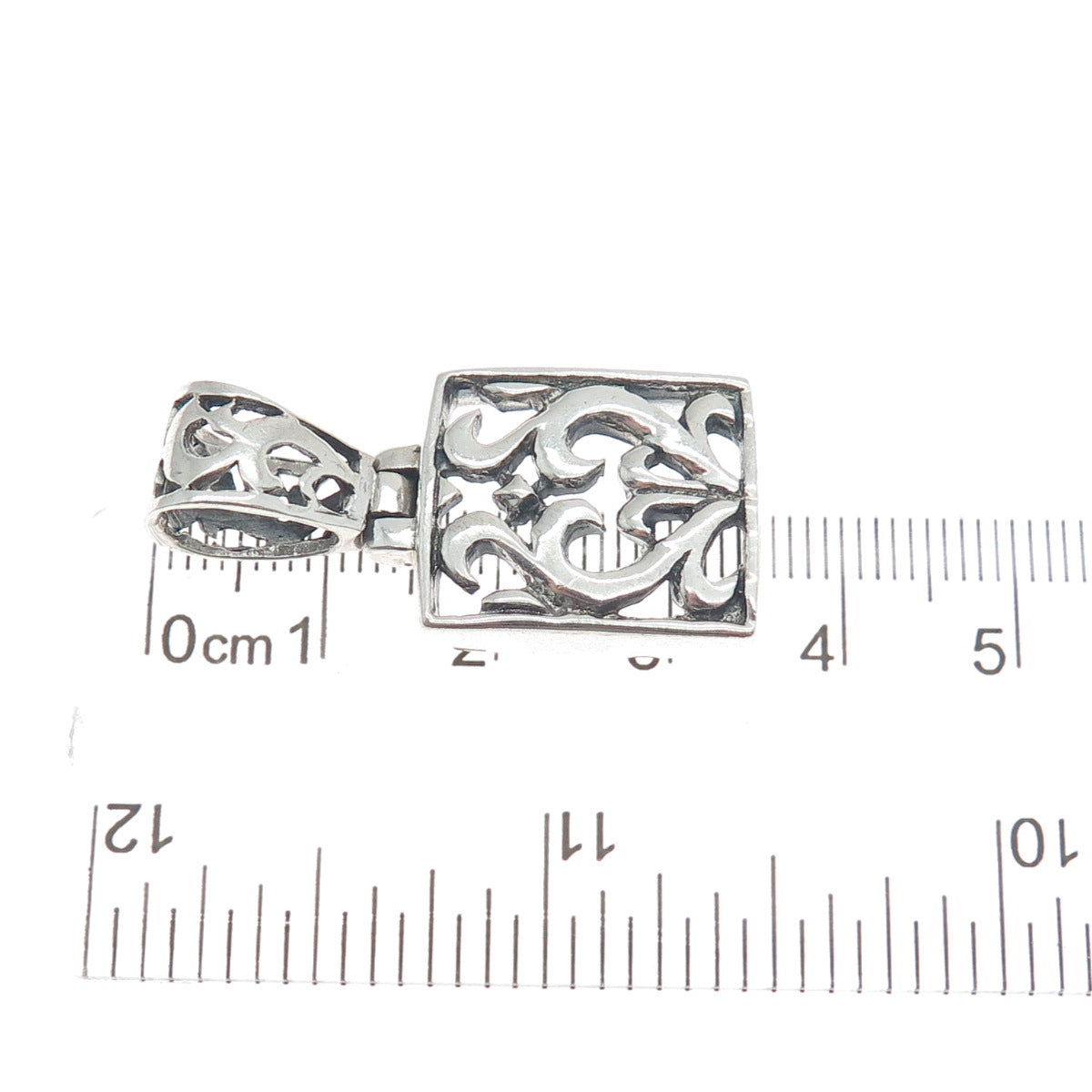 SX SALLY C 925 Sterling Silver Vintage Swirl Ornate Pendant