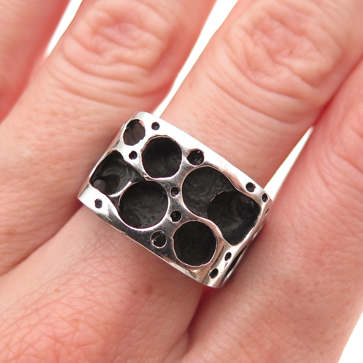 925 Sterling Silver Vintage Modernist Swiss Cheese Oxidized Ring Size 8.75