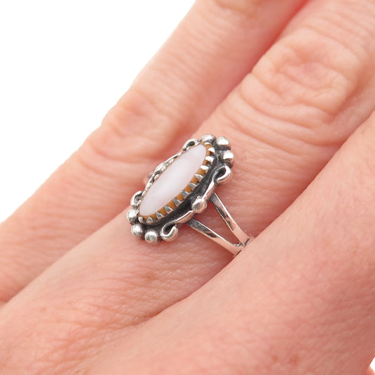 925 Sterling Silver Vintage Real Mother-of-Pearl Oxidized Ring Size 5.5