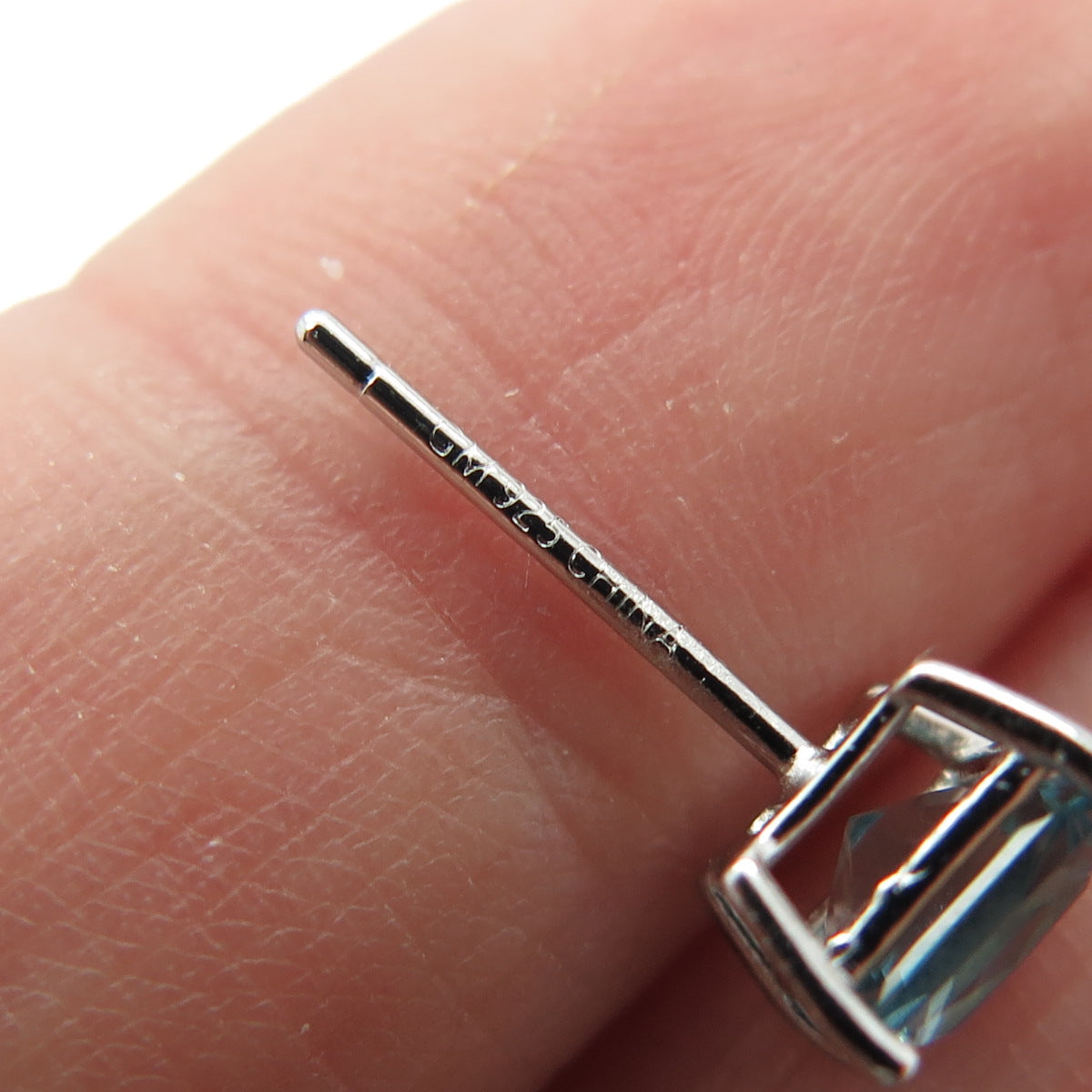 925 Sterling Silver Princess-Cut Shaped Blue C Z Stud Earrings