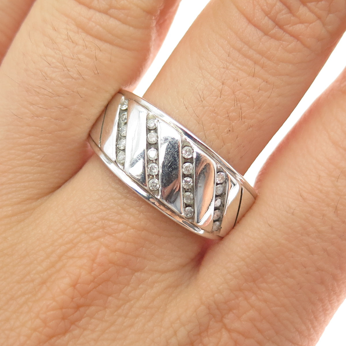 925 Sterling Silver Real Round-Cut Diamond Ribbed Ring Size 13