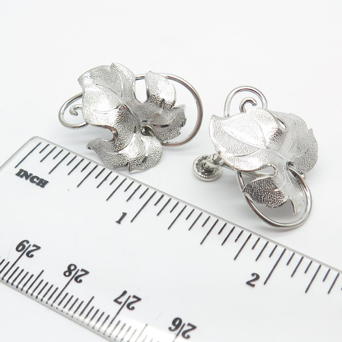 925 Sterling Silver Vintage Textured Leaf Screw Back Earrings