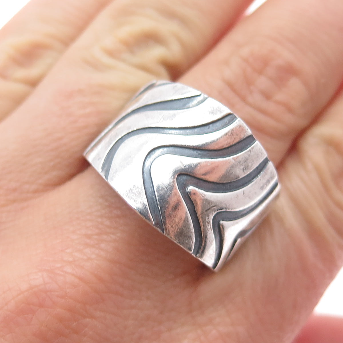 925 Sterling Silver Vintage Mexico Modernist Zebra Oxidized Ring Size 14.25