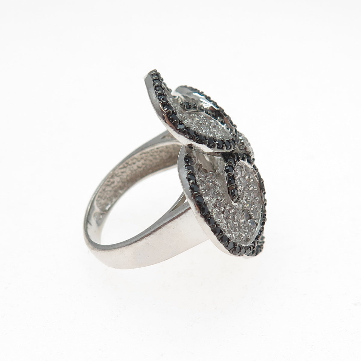 925 Sterling Silver Round-Cut Black & White C Z Flower Blossom Ring Size 8.25