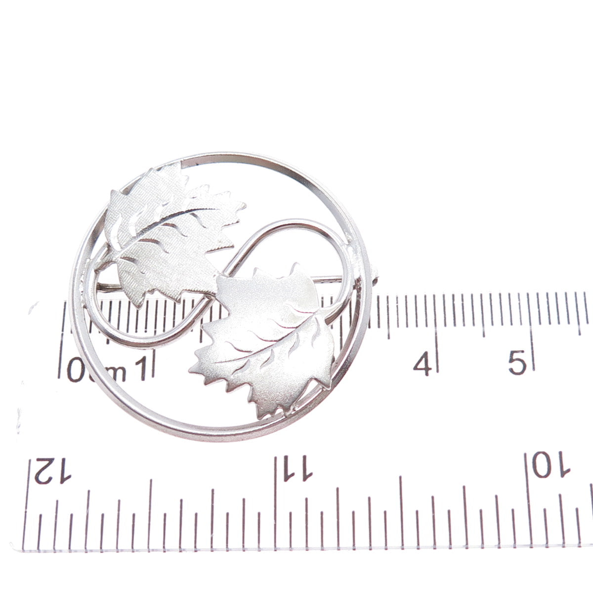 LAMODE 925 Sterling Silver Vintage Maple Leaf Yin Yang Pin Brooch