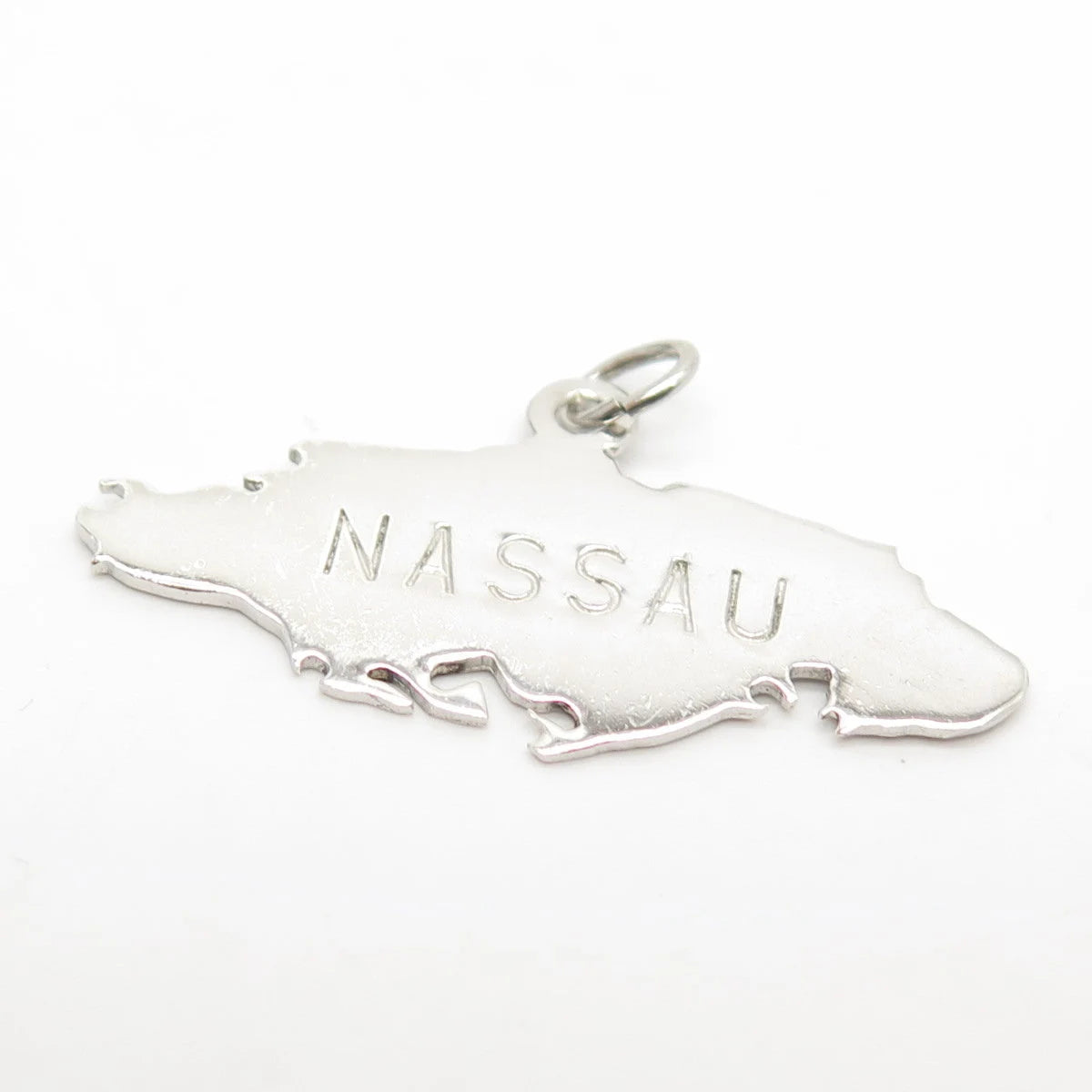 925 Sterling Silver Vintage Nassau Island Pendant