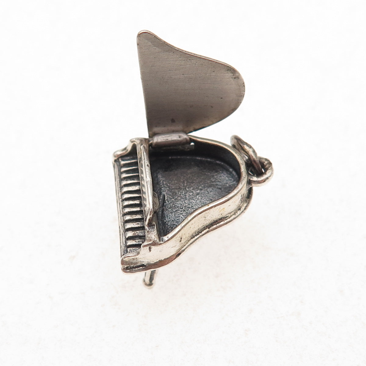 Beau 925 Sterling Silver Vintage Grand Piano Oxidized 3D Open Charm Pendant