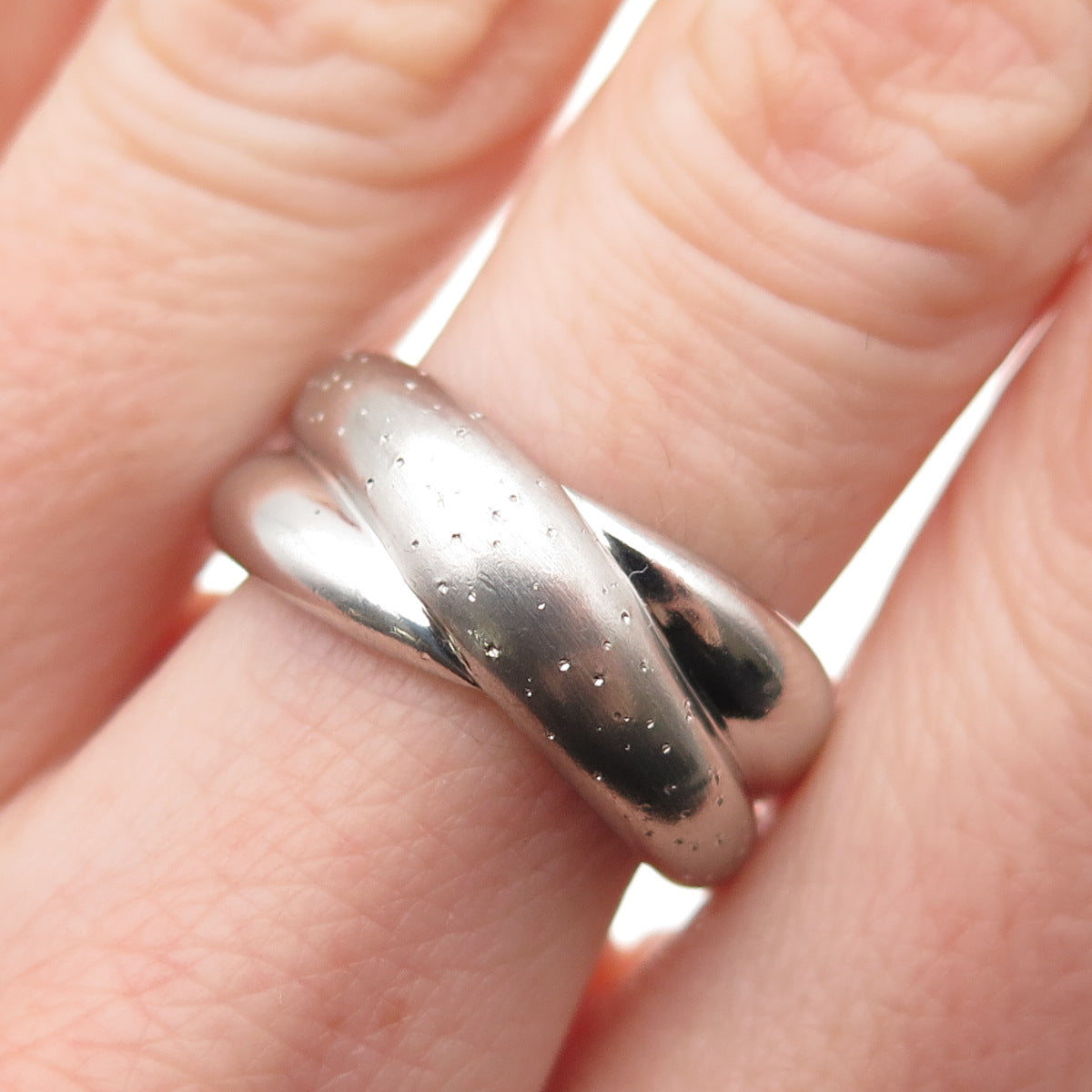 925 Sterling Silver Vintage Modernist Crisscross Oxidized Ring Size 7