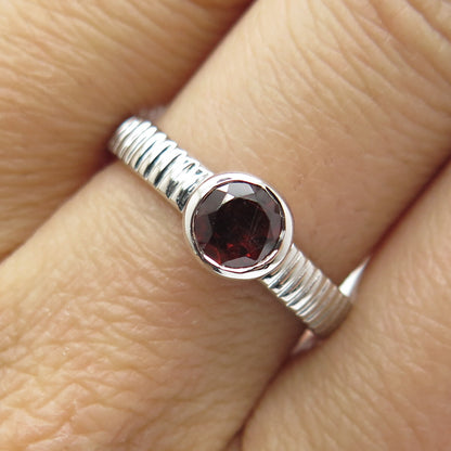 925 Sterling Silver Real Checkered Red Garnet Gemstone Ribbed Ring Size 8