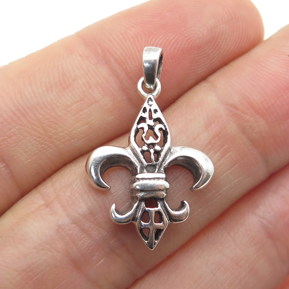 925 Sterling Silver Vintage Fleur-de-Lis Pendant