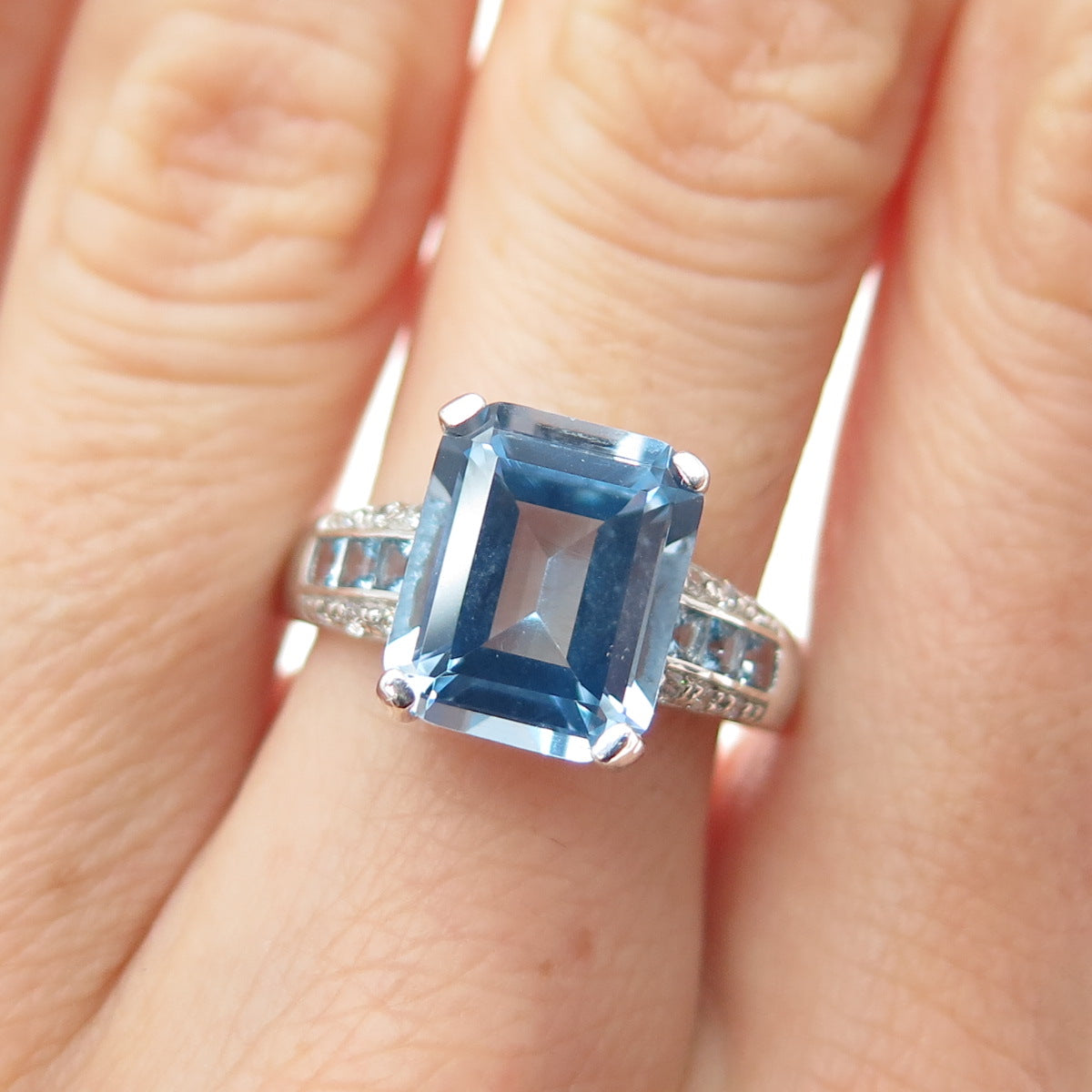 RL Richline 925 Sterling Silver Emerald-Cut Blue & White C Z Ring Size 7.25
