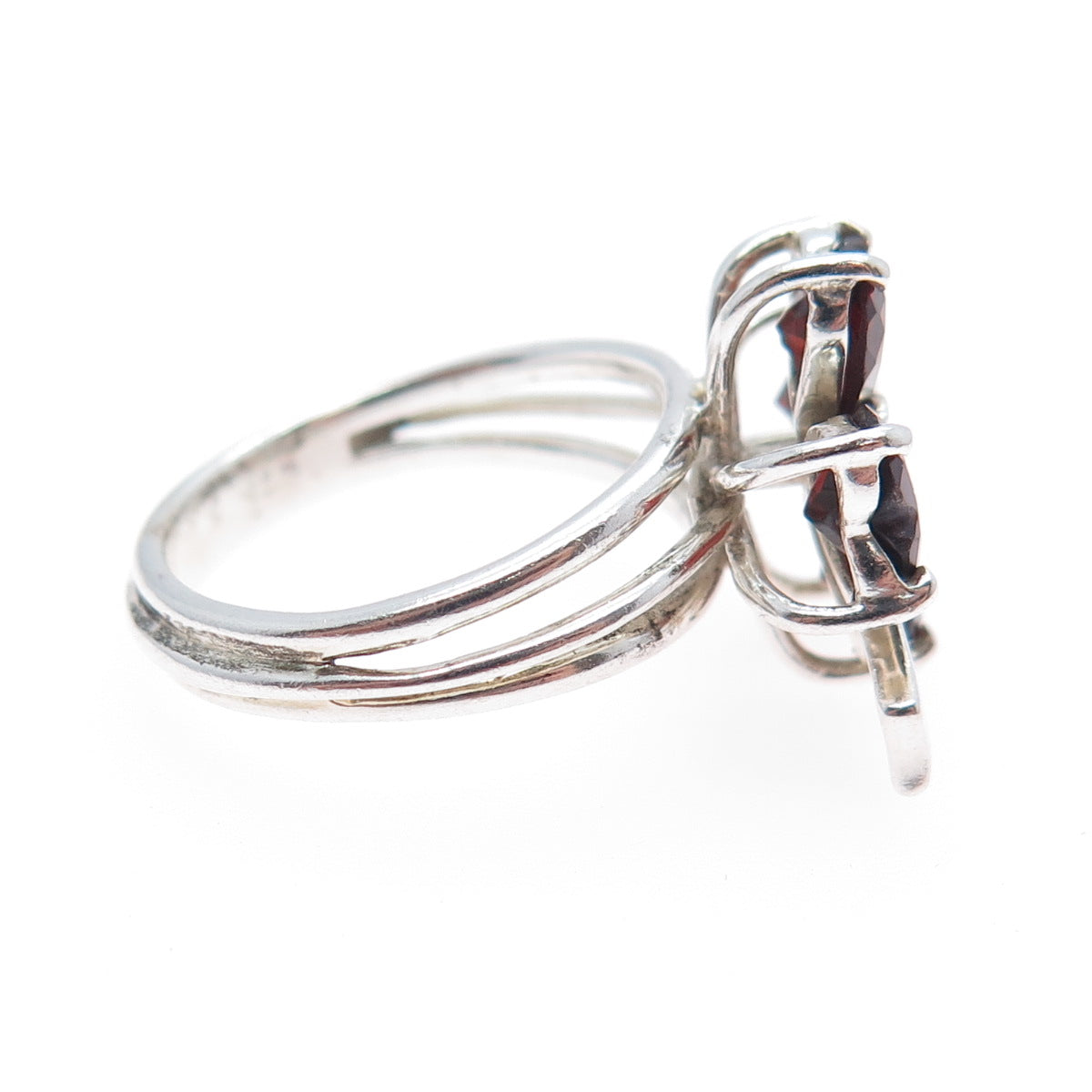 MONICA JAIN Sterling Silver Vintage Real Heart-Cut Garnet Clover Ring Size 6.25