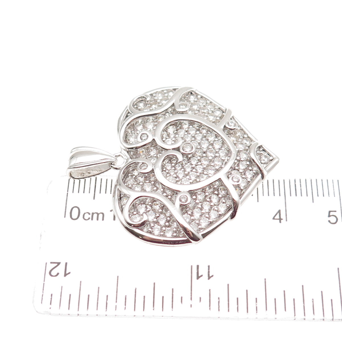 KEY STAR 925 Sterling Silver Round-Cut C Z Sparkle Heart Pendant