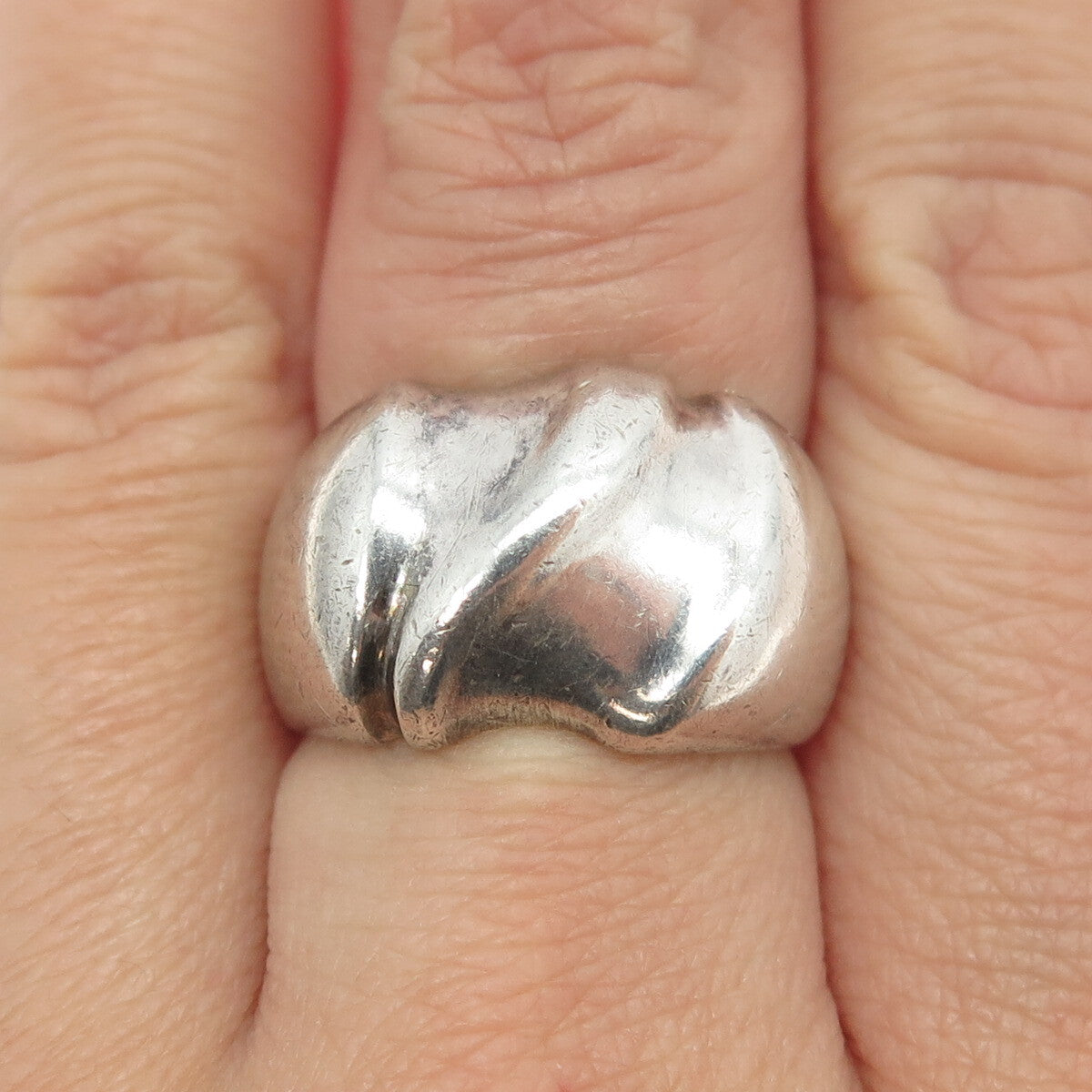 925 Sterling Silver Vintage Ribbed Ring Size 7.5