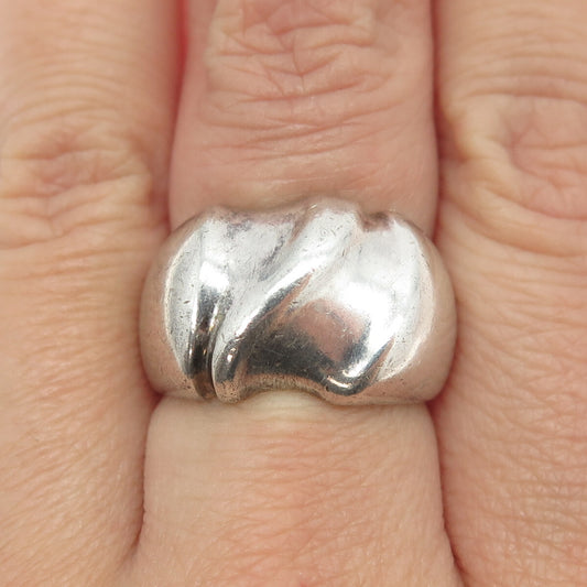 925 Sterling Silver Vintage Ribbed Ring Size 7.5