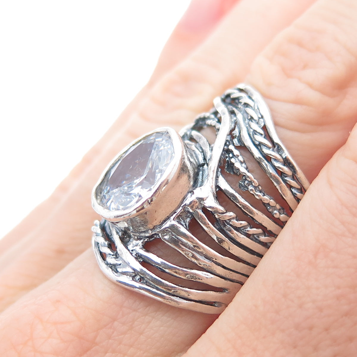 925 Sterling Silver Vintage Israel Oval-Cut C Z Modernist Oxidized Ring Size 8.5