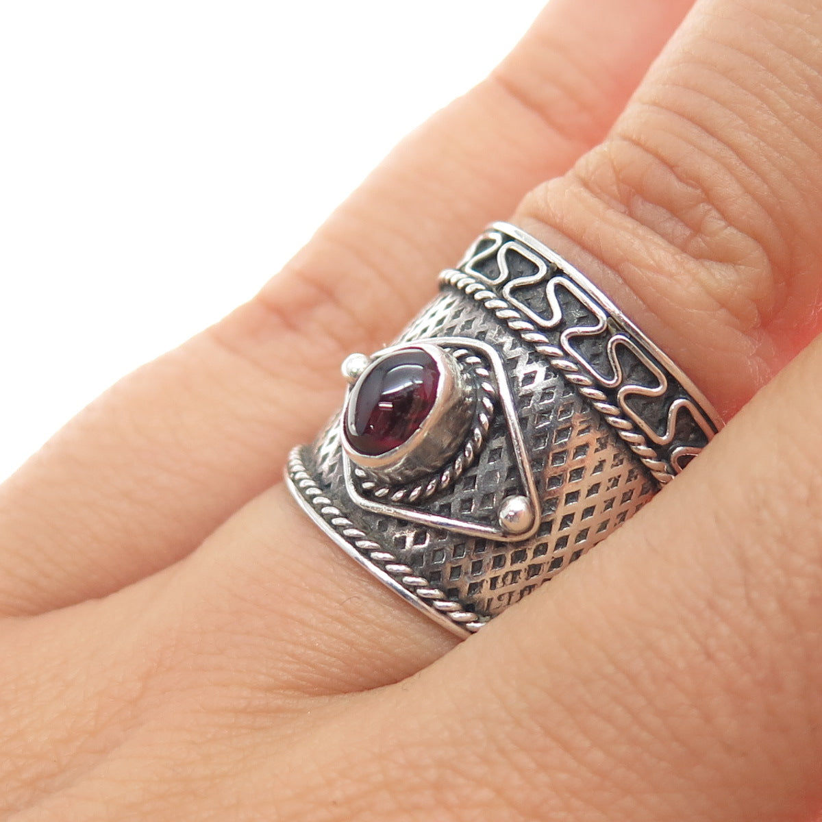 925 Sterling Silver Vintage Real Tourmaline Modernist Oxidized Ring Size 6.75