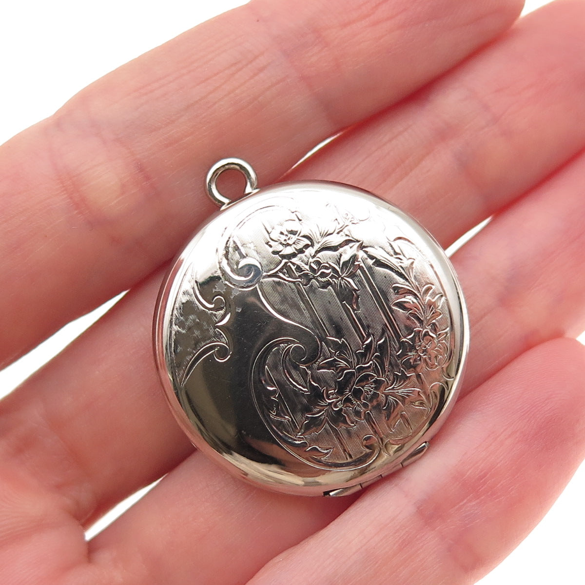 Danecraft 925 Sterling Silver Antique Art Deco Engraved Floral Locket Pendant
