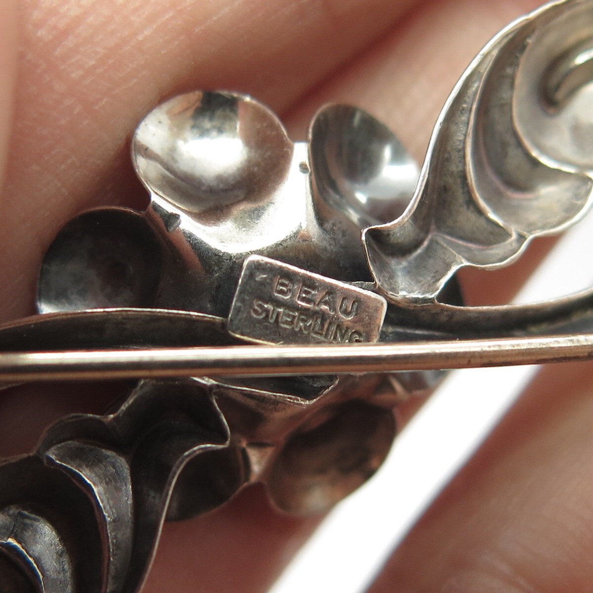 925 Sterling Silver Vintage BEAU Rose Floral Repousse Pin Brooch