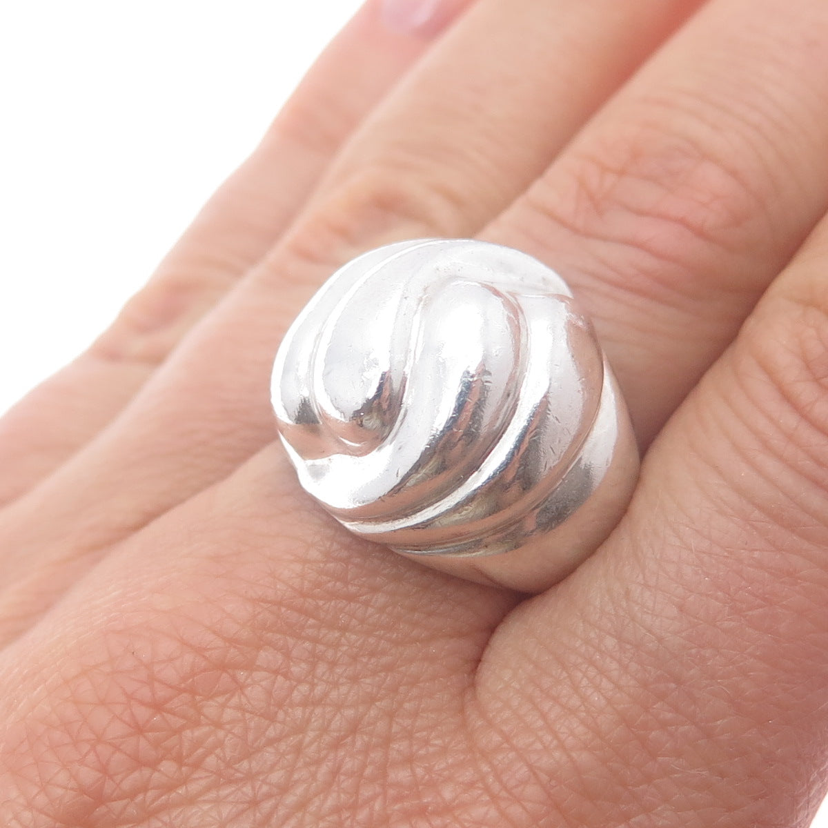 925 Sterling Silver Vintage Mexico Modernist Yin Yang Dome Ring Size 8.5