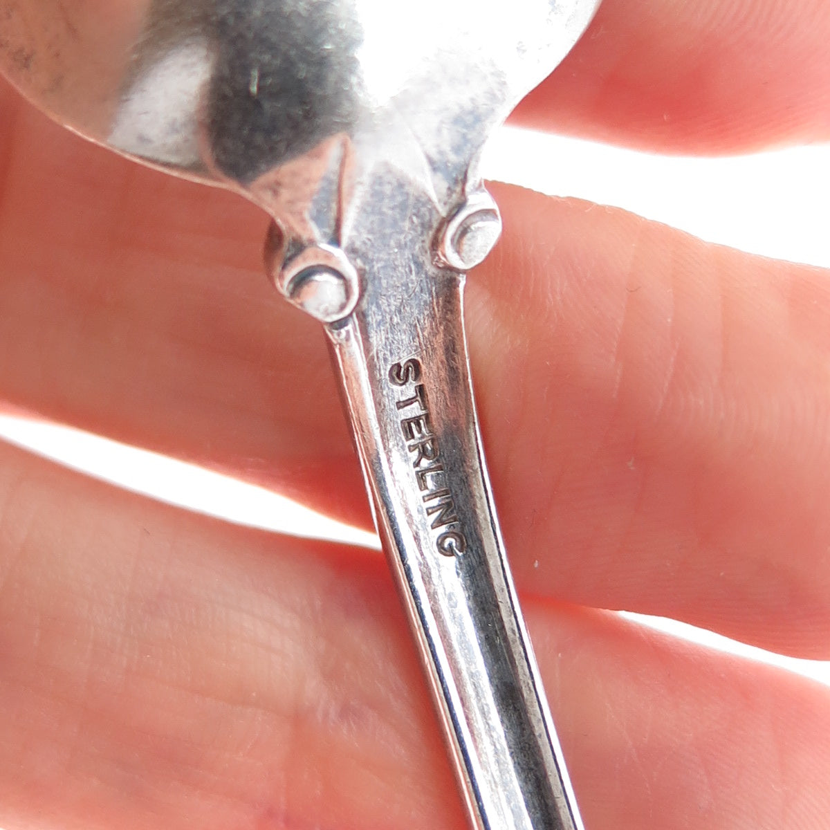 HORCHKISS & SCHREUDER 925 Sterling Silver Antique 1867 Medallion Coffee Spoon