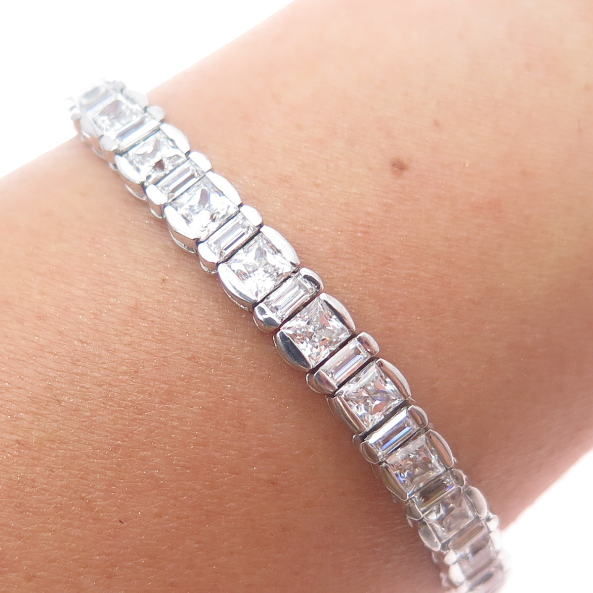 MEDA 925 Sterling Silver Princess & Baguette-Cut C Z Tennis Link Bracelet 7.5"