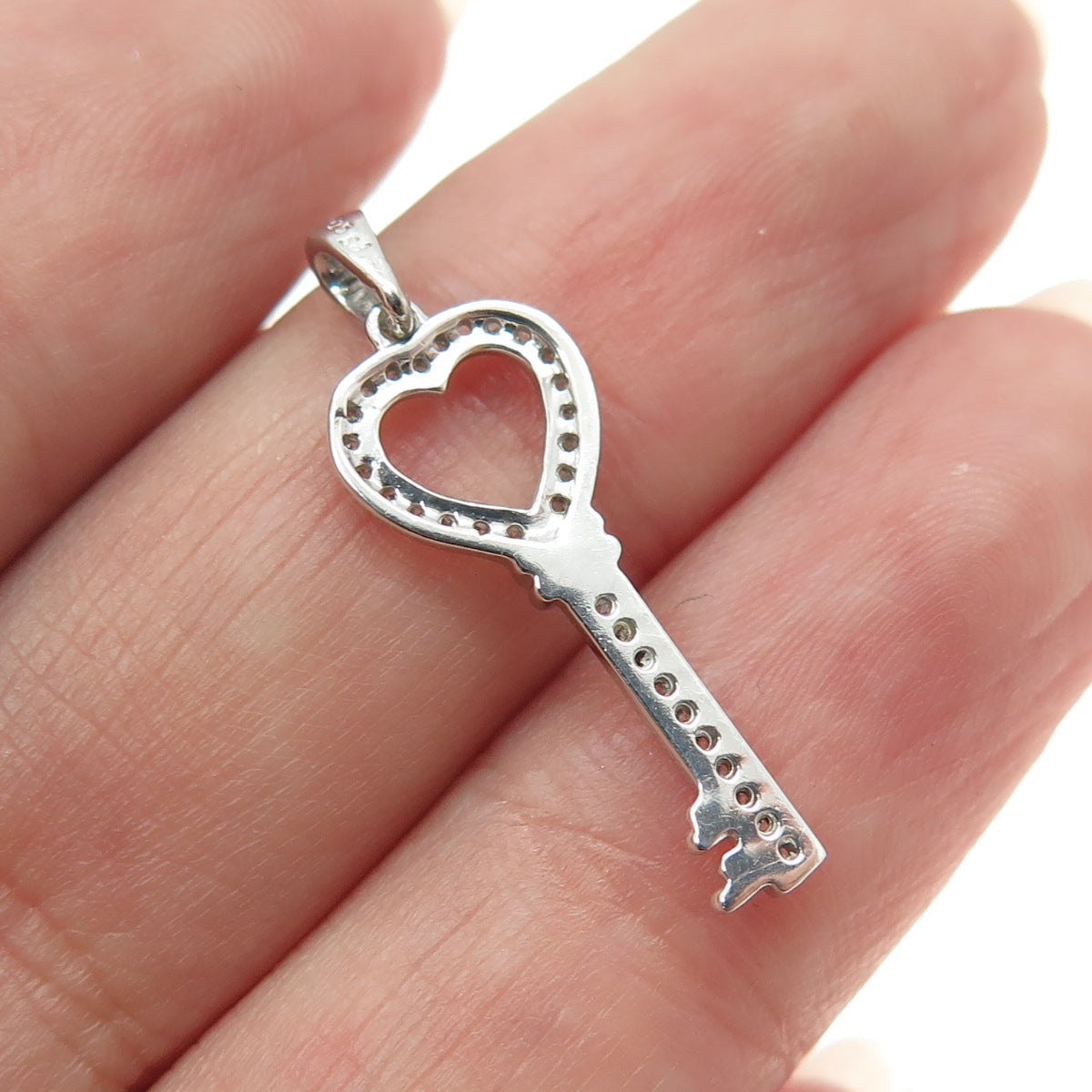 925 Sterling Silver Real Round-Cut Diamond Heart Key Minimalist Charm Pendant