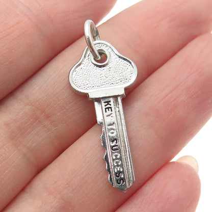WELLS 925 Sterling Silver Vintage "Key to Success" 3D Charm Pendant