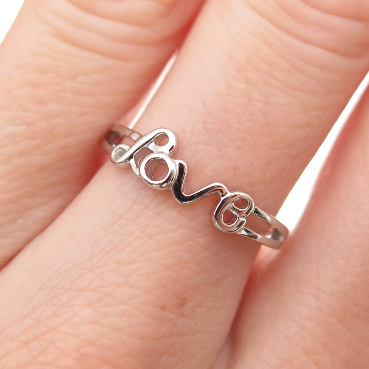 925 Sterling Silver Love Ring Size 7