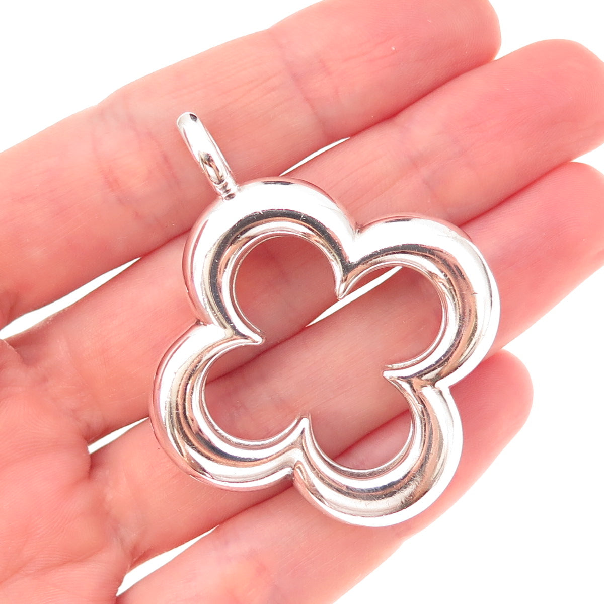 925 Sterling Silver Vintage 4-Leaf Floral Heavy 25.6g Pendant
