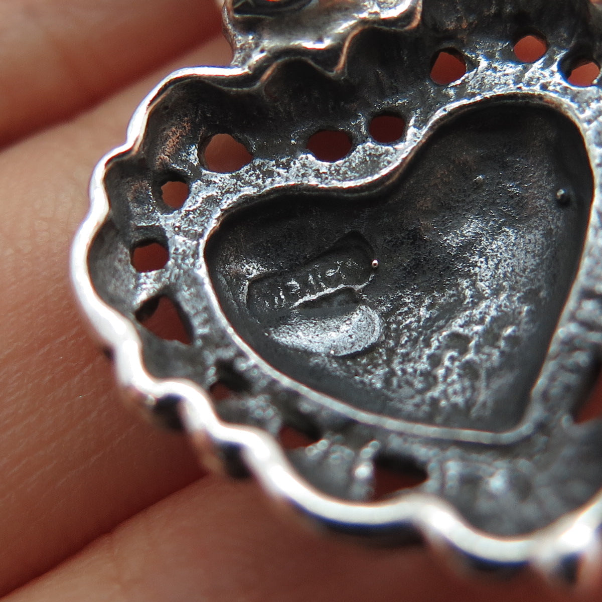 925 Sterling Silver Vintage Mexico Ornate Heart Oxidized Charm Pendant