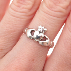 Solvar 925 Sterling Silver Vintage Irish Claddagh Oxidized Ring Size 6.5