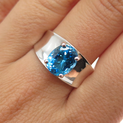 925 Sterling Silver Vintage Real Oval-Cut Swiss Blue Topaz Modernist Ring Size 9