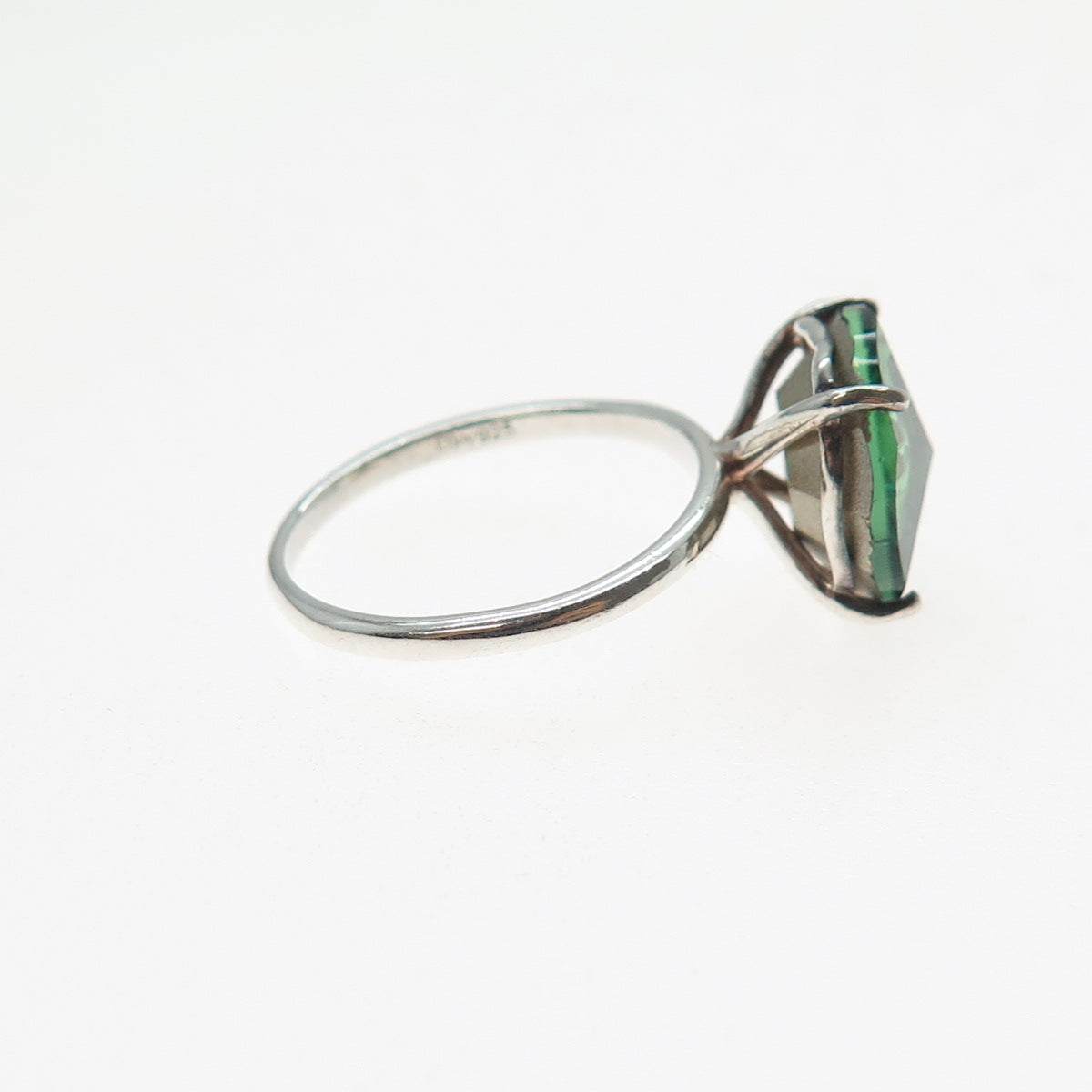 D'Joy 925 Sterling Silver Round-Cut Green Crystal Ring Size 6