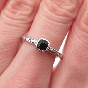 Town & Country 925 Sterling Silver Vintage Real Black Onyx Ring Size 7.5