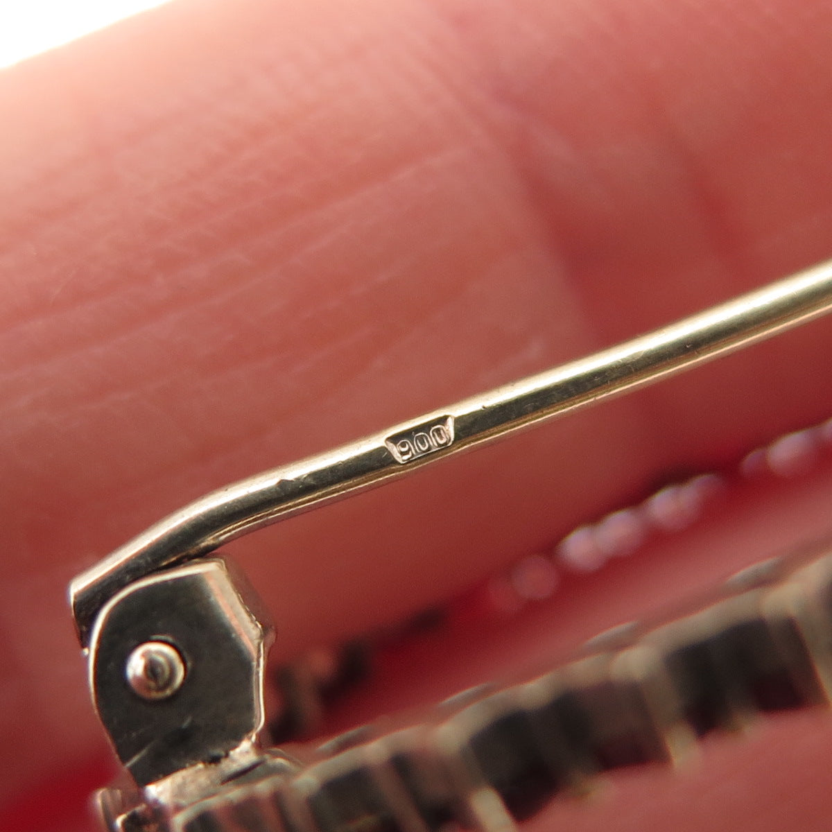 900 Silver Gold Plated Vintage Real Bohemian Garnet Oval Circle Pin Brooch