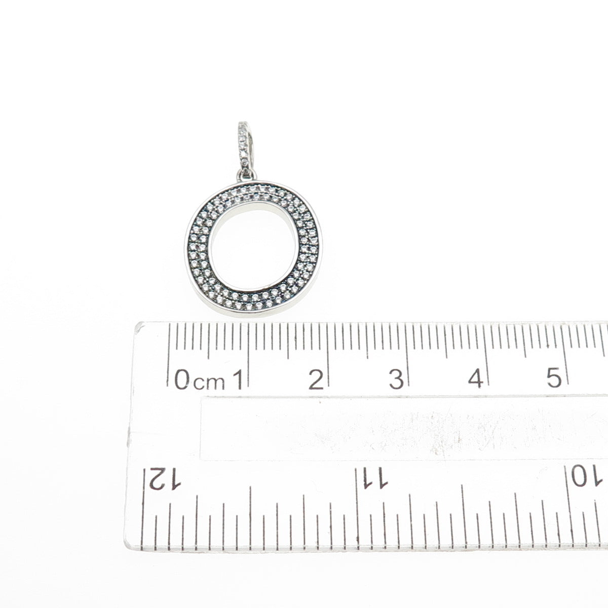 925 Sterling Silver Round-Cut C Z Letter O Initial Charm Pendant