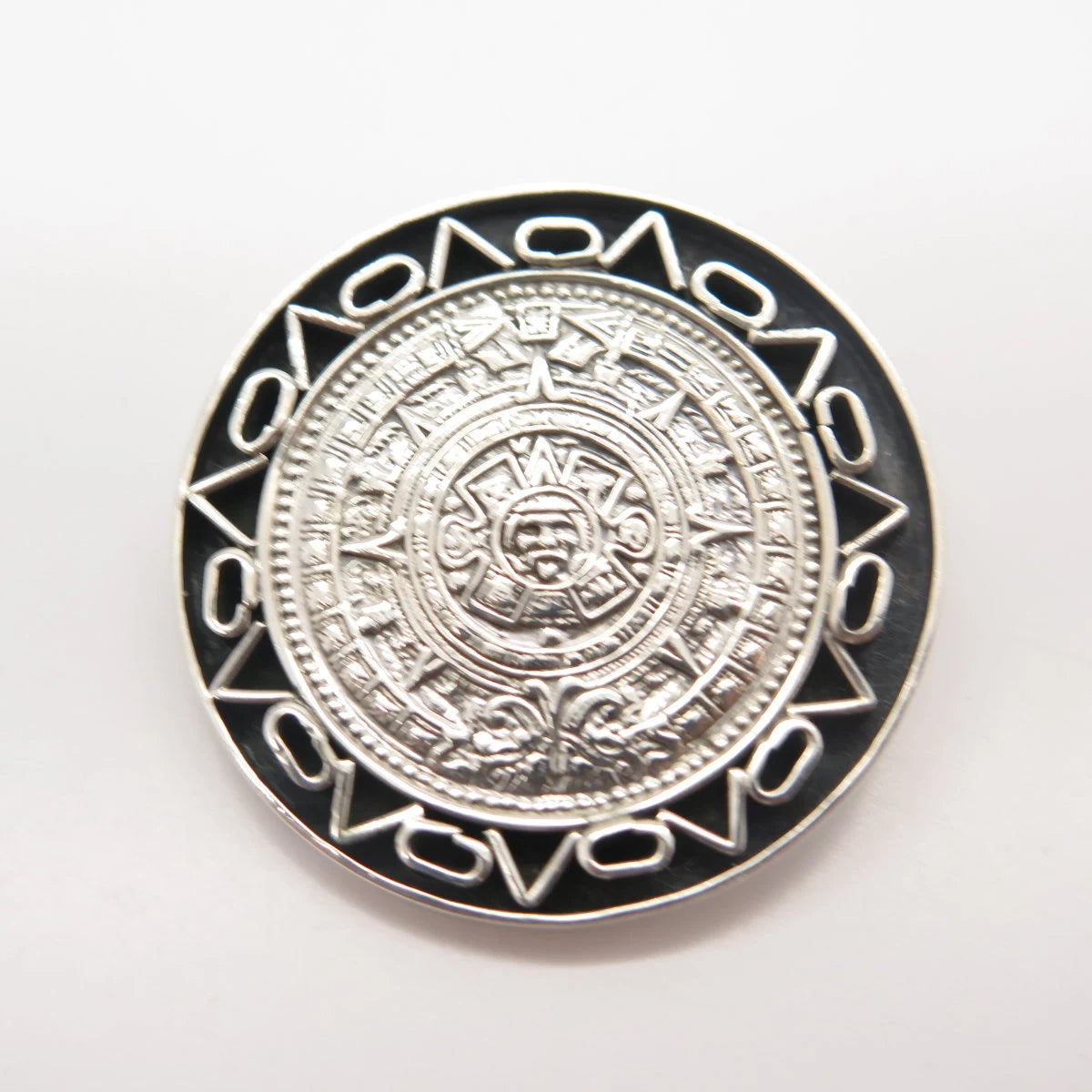 925 Sterling Silver Vintage Mexico Aztec Calendar Pin Brooch / Pendant