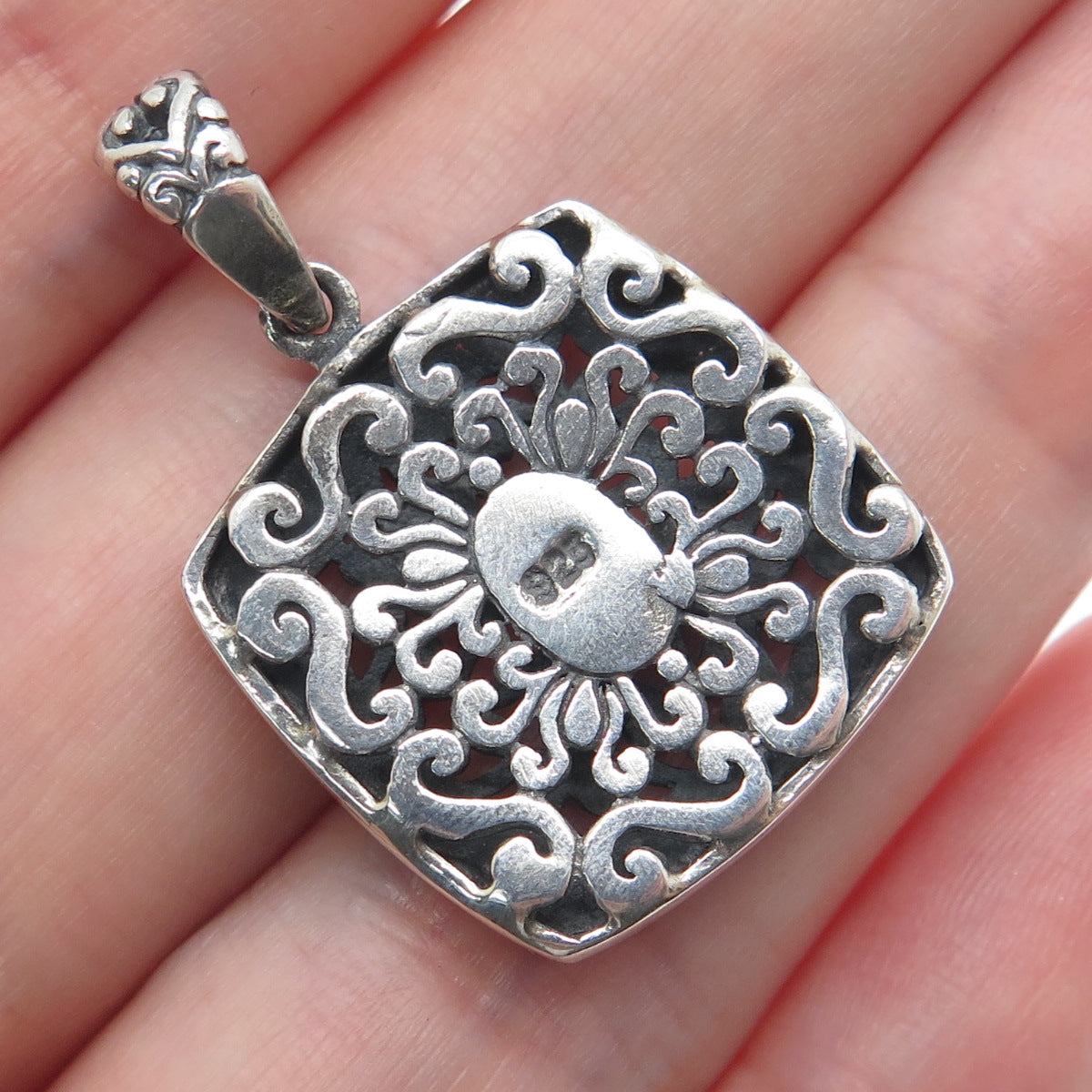 925 Sterling Silver Vintage Ornate Floral Oxidized Charm Pendant