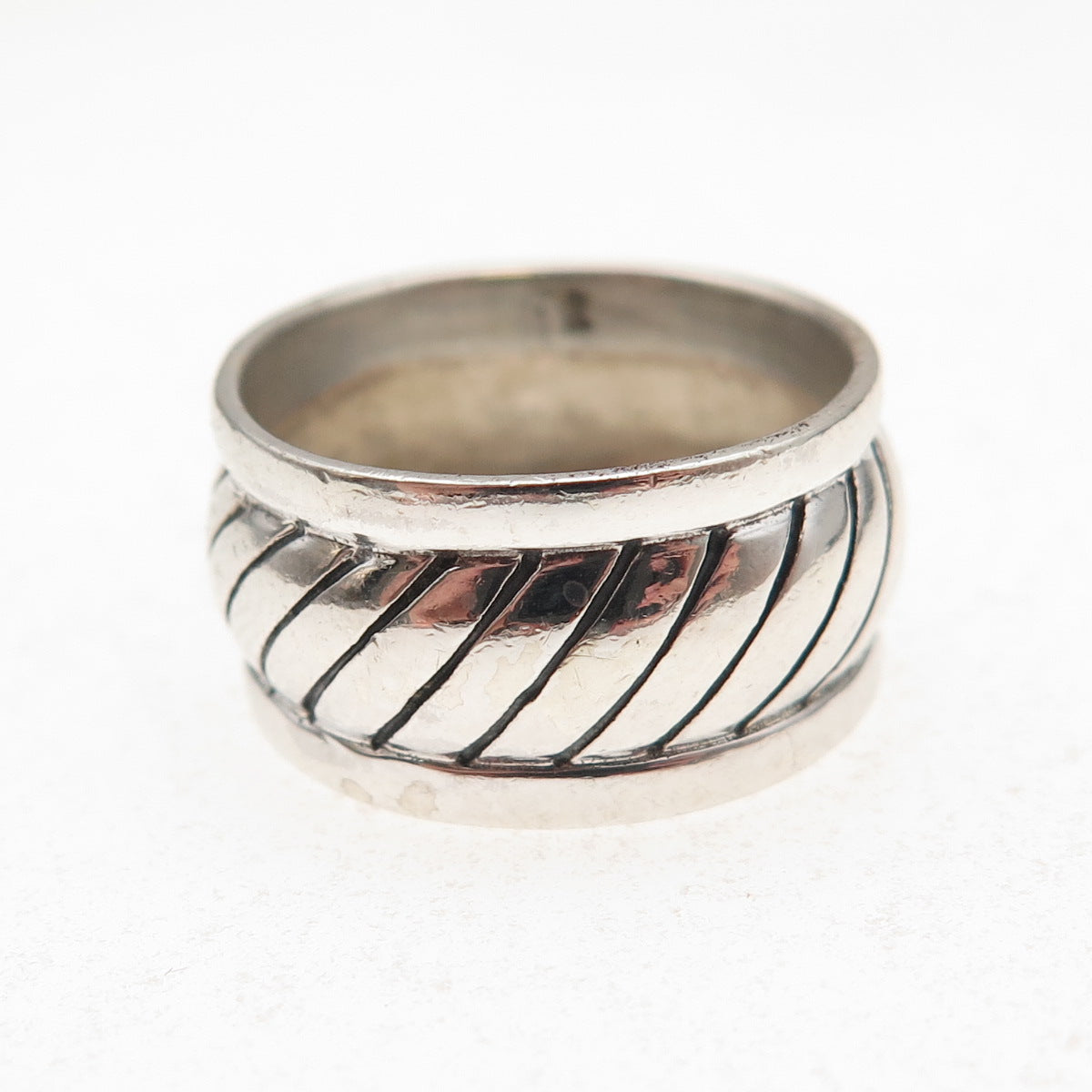 925 Sterling Silver Vintage Modernist Ribbed Oxidized Wide Band Ring Size 6.75