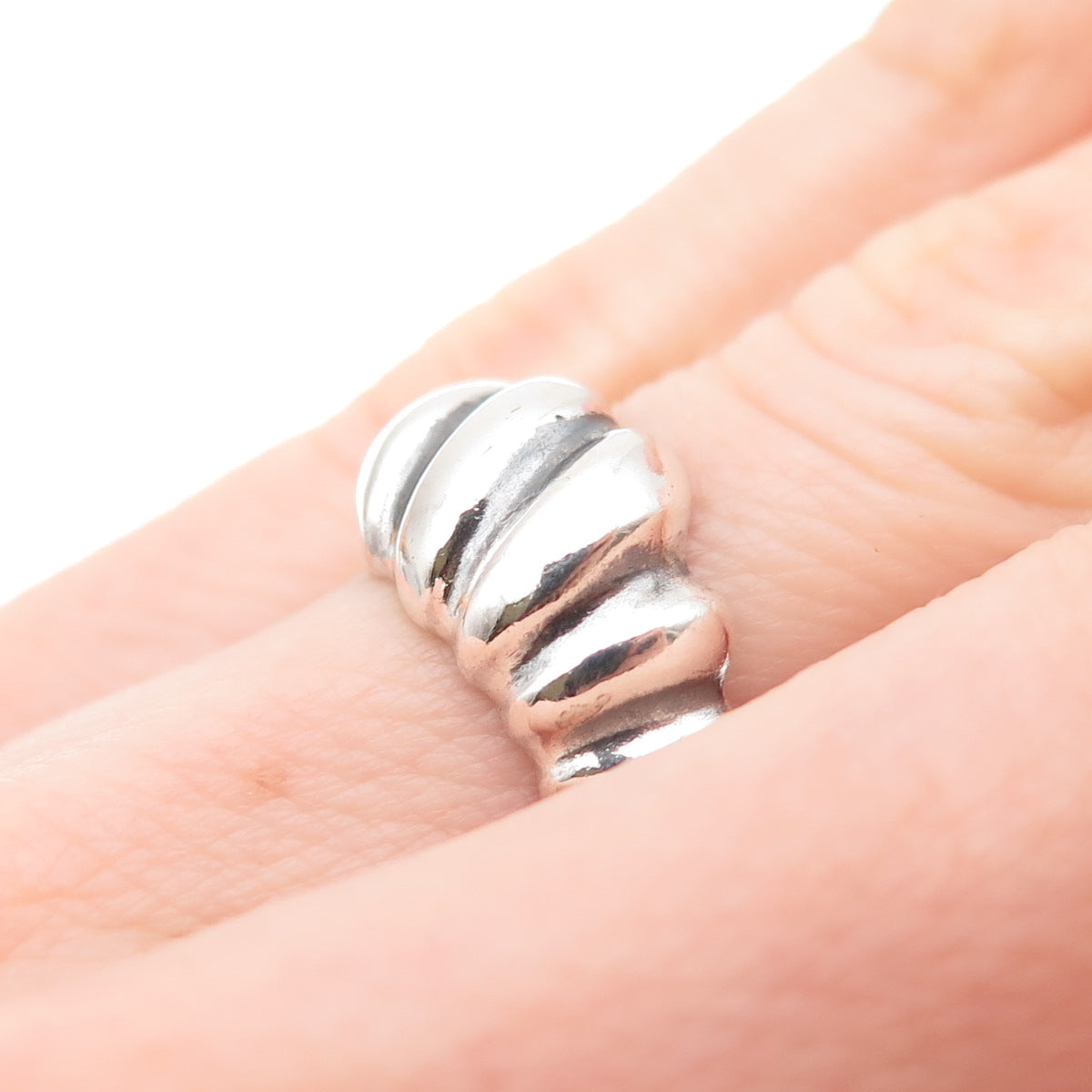 Bagley & Hotchkiss 925 Sterling Silver Vintage Modernist Oxidized Ring Size 5.25