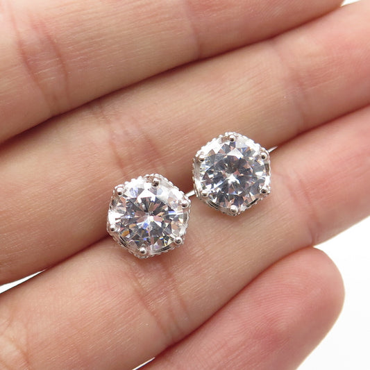 925 Sterling Silver Round-Cut Shaped C Z Stud Earrings
