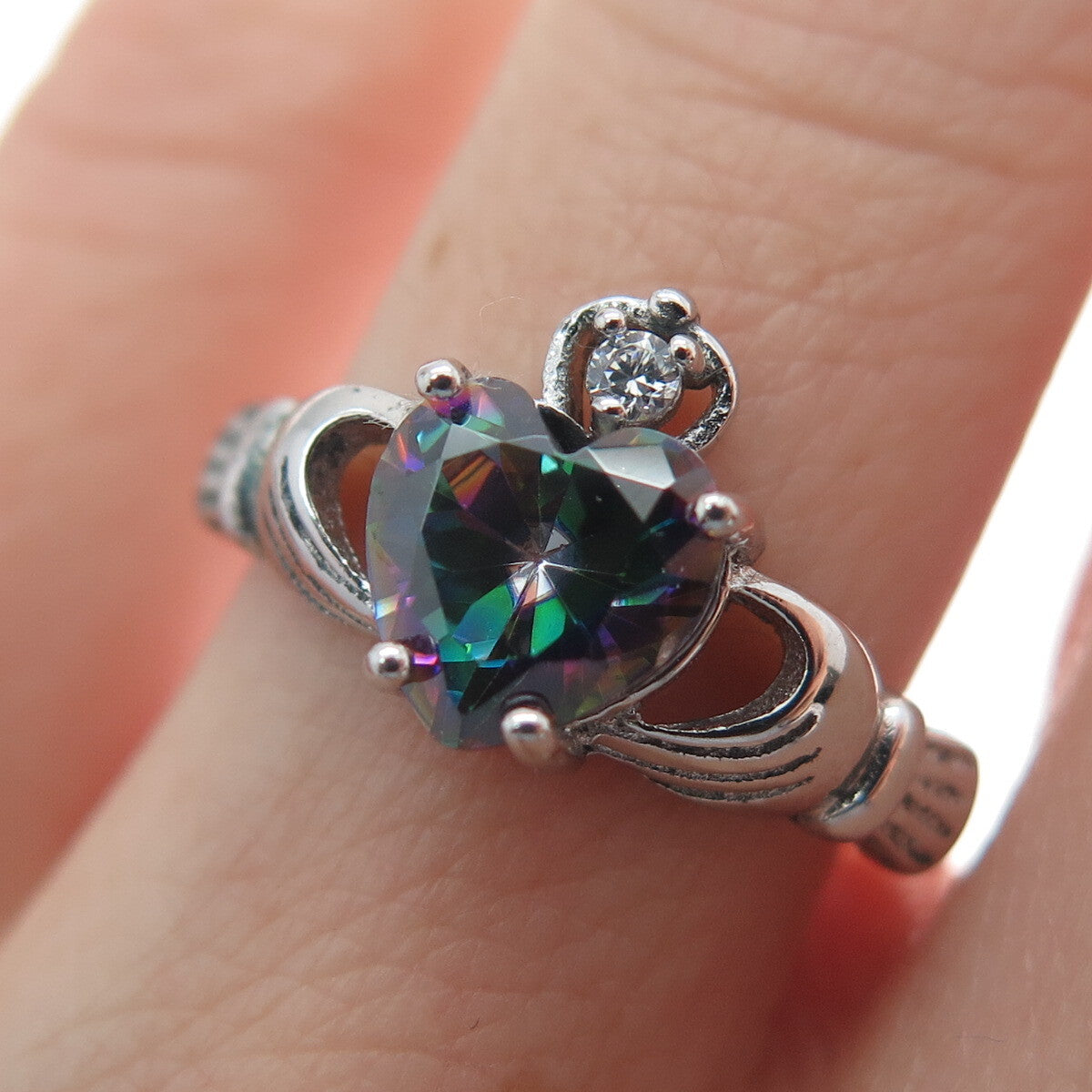 925 Sterling Silver Heart-Cut Mystic Quartz & C Z Irish Claddagh Ring Size 5