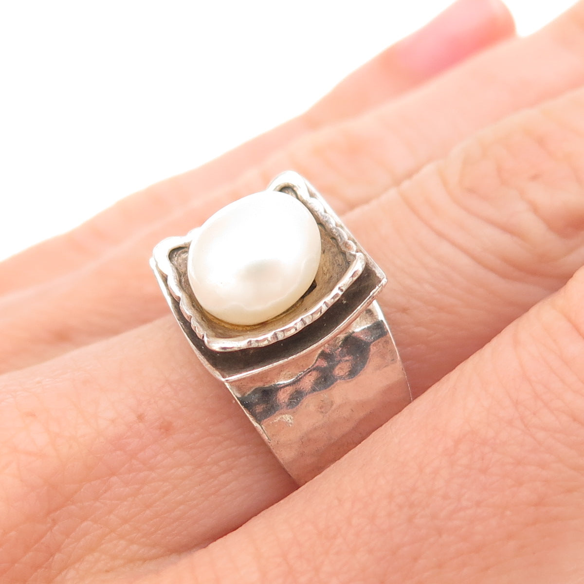 Silpada 925 Sterling Silver Vintage Real Pearl Modernist Oxidized Ring Size 6.75