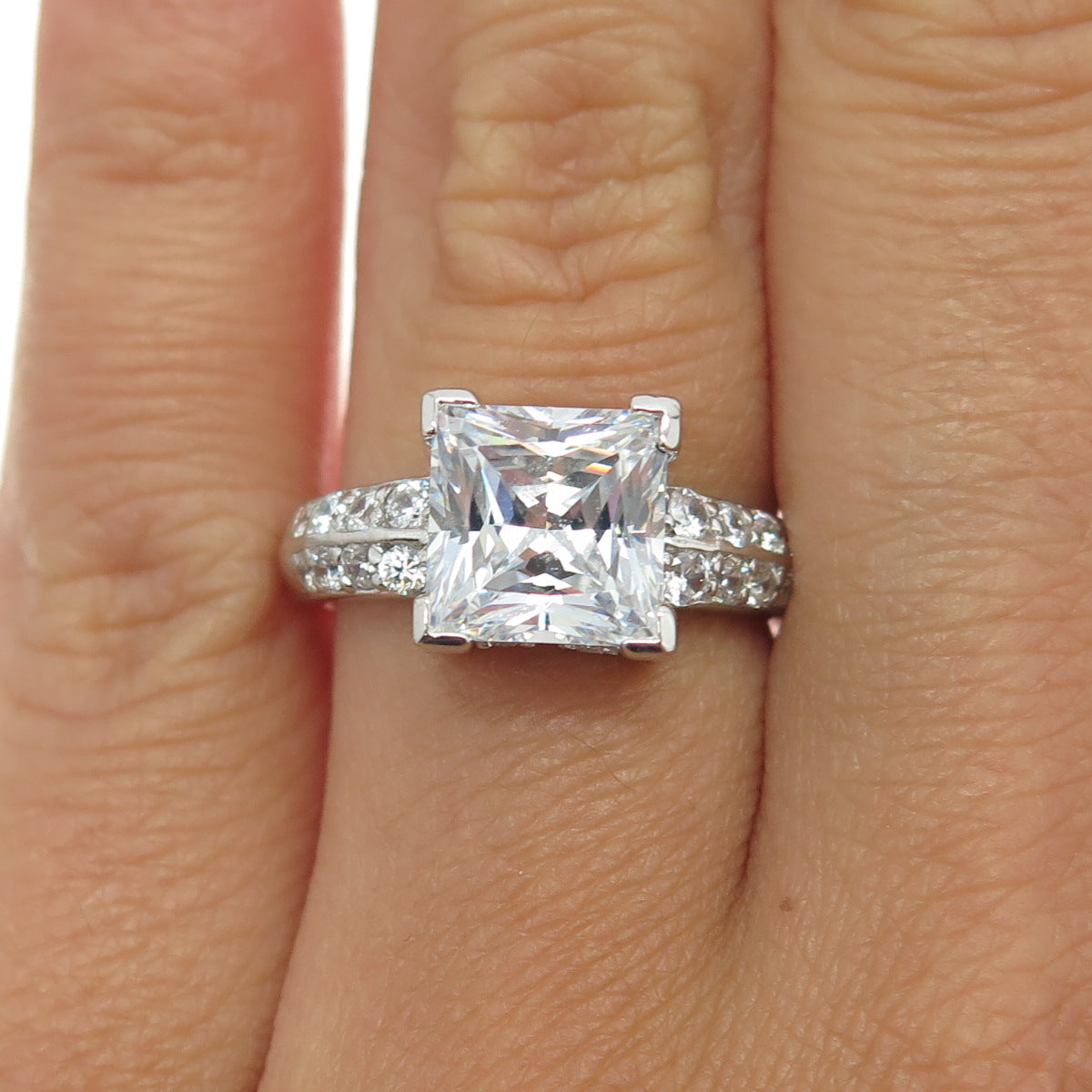 925 Sterling Silver Princess & Round-Cut C Z Engagement Ring Size 7