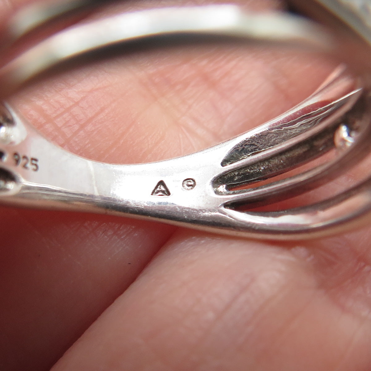 925 Sterling Silver Real Round-Cut Black & White Diamond Crisscross Ring Size 7