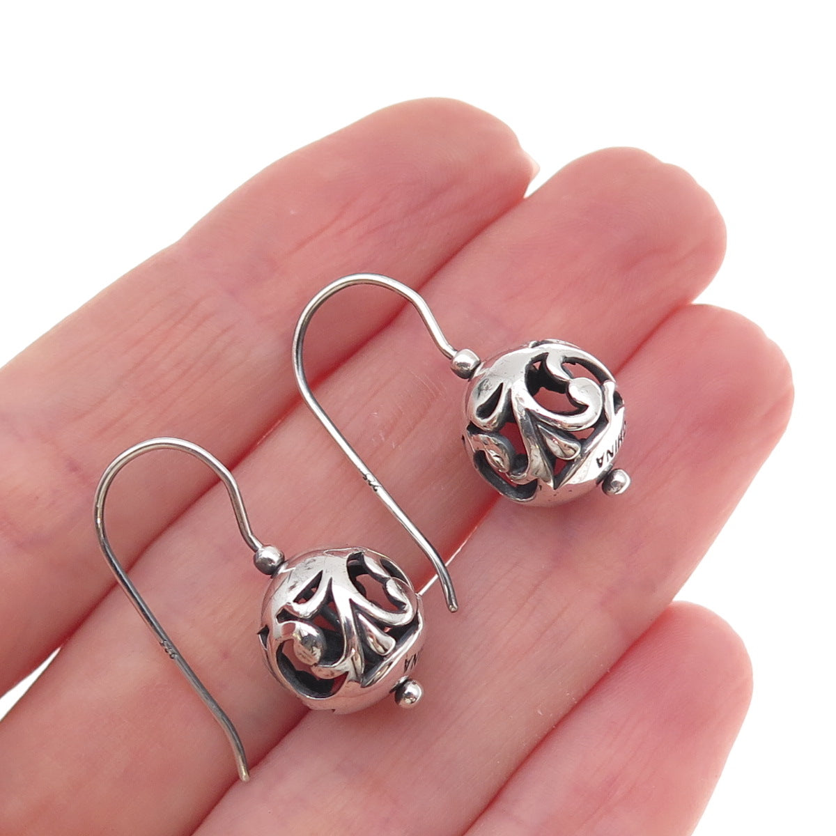 Silpada 925 Sterling Silver Vintage Simple Delight Ball Earrings