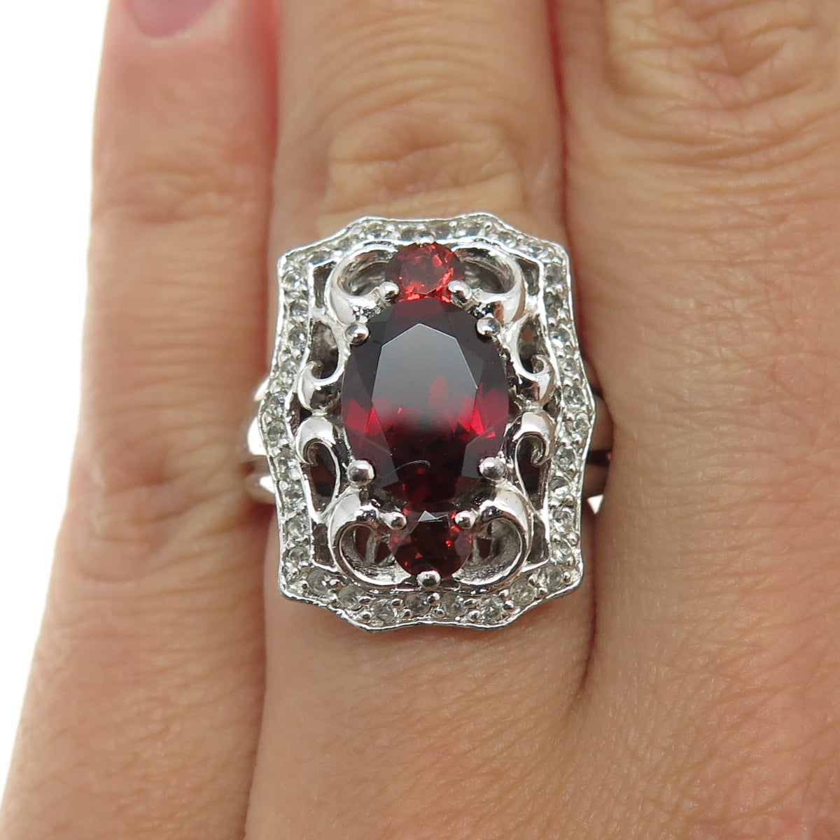 925 Sterling Silver Real White Topaz & Red Garnet Gemstone Ornate Ring Size 6.25